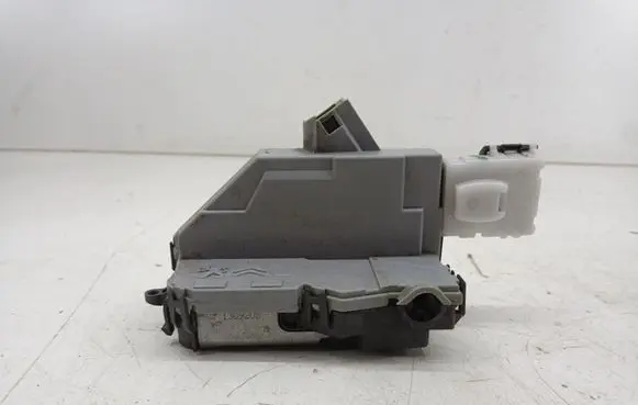 Citroen C5 Rear door lock A01776
