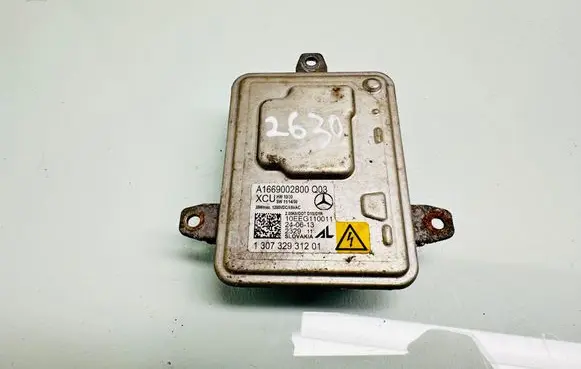 Mercedes-Benz GLK (X204) Headlight ballast module Xenon A1669002800 10EEG110011 130732931201