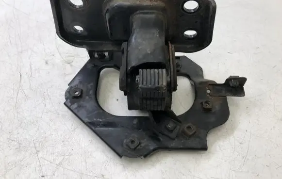 Toyota Avensis T270 Gearbox mount