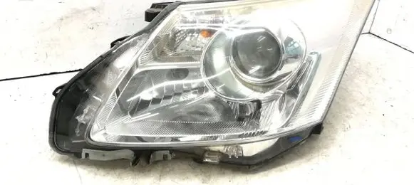 Toyota Avensis T270 Headlight/headlamp 8116605310 12676 H279ALDE