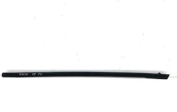 Ford Fiesta Front door trim (molding) 17099