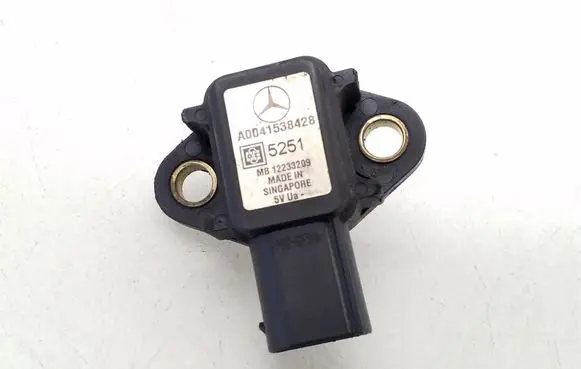 Mercedes-Benz E W211 Air pressure sensor A0041538428