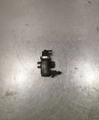 BMW X5 E53 Turbo solenoid valve 2279600 247906