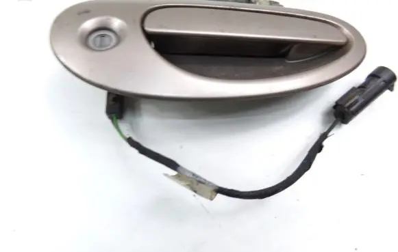 Chrysler 300M Front door exterior handle