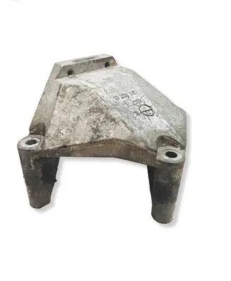 Opel Meriva B Engine mounting bracket 13226751