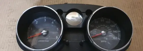 Nissan Qashqai+2 Speedometer (instrument cluster)