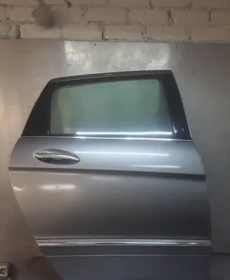 Mercedes-Benz B W245 Rear door 