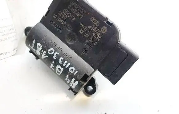 Audi A4 S4 B6 8E 8H Air flap motor/actuator 8E2820511D 0132801309
