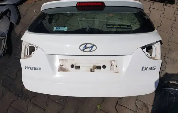 Hyundai ix35 Truck tailgate