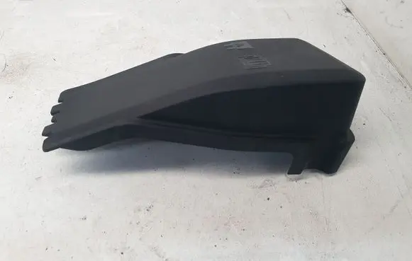Volvo XC60 Fuse box cover 31337340