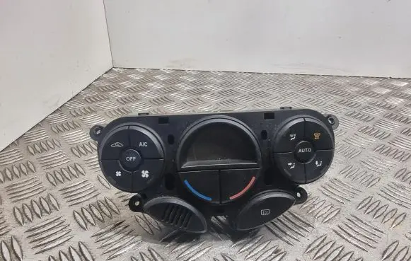 Ford Focus Climate control unit 2S4H18C612AJ WHPA05138