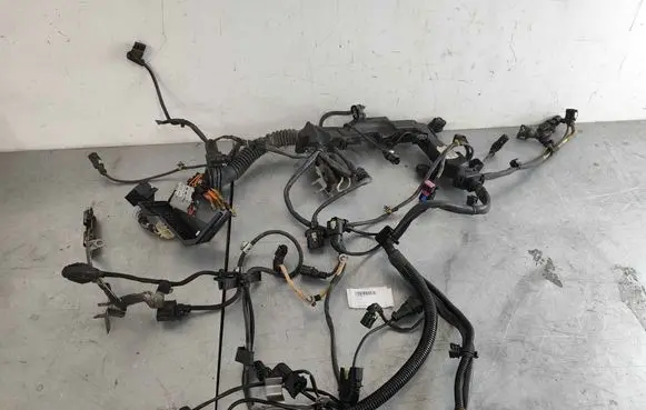 BMW 5 F10 F11 Engine installation wiring loom 12518511