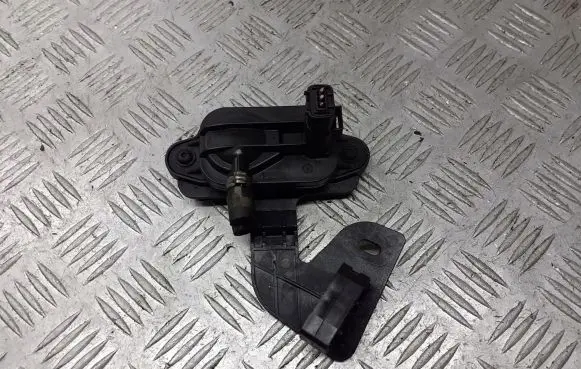 Peugeot 307 Tire pressure sensor 9651351180
