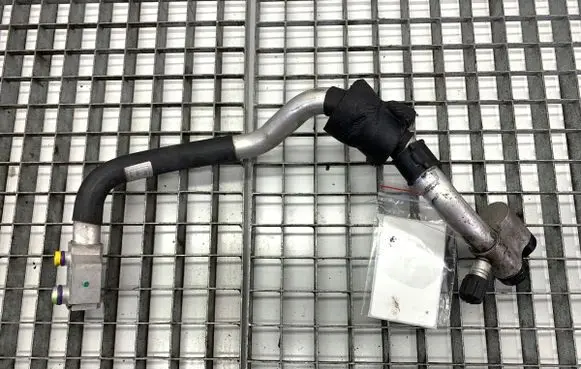 Audi A4 S4 B8 8K Air conditioning (A/C) pipe/hose 8K1260712B
