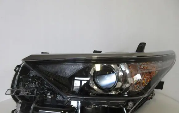 Toyota Auris E180 Headlight/headlamp