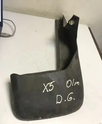 BMW 5 E39 Rear mudguard 82160309657
