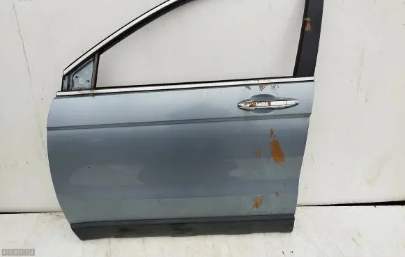 Honda CR-V Front door