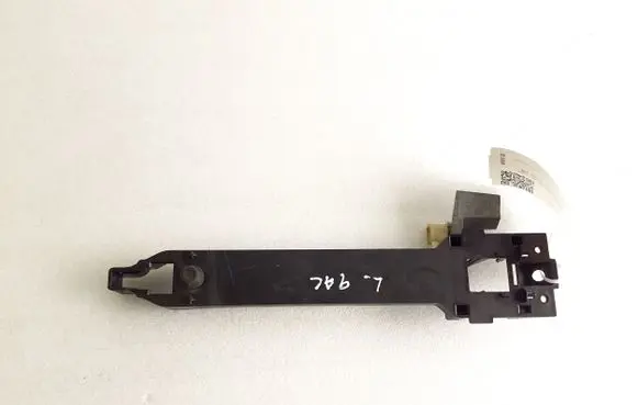 Hummer H3 Rear door exterior handle/bracket 