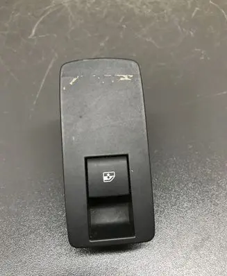 Opel Insignia A Electric window control switch 13222231