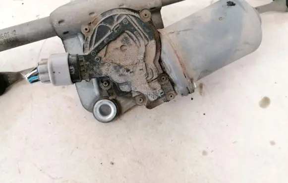 Toyota Yaris Wiper motor 851100d020 85110-0d020