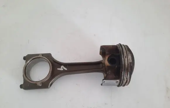 Skoda Superb B6 (3T) Piston 0822363R