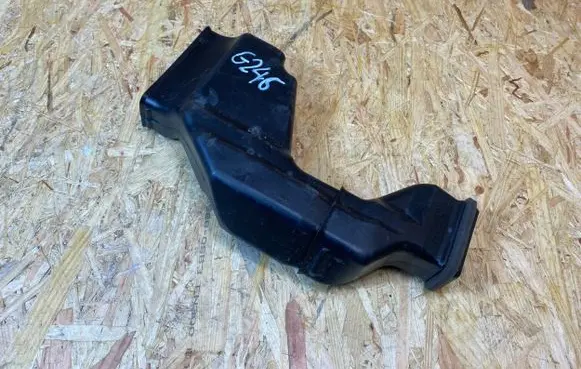 BMW i3 Cabin air duct channel 9309550