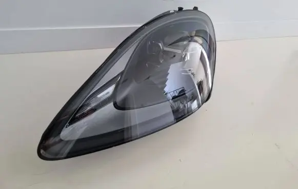 Porsche Cayenne (9Y0 9Y3) Headlight/headlamp 9Y0941033AK 7P5941572A
