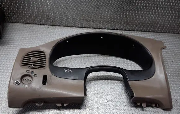 Ford Explorer Dashboard trim F57B10044D70AAW