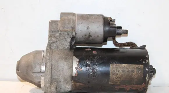 Mercedes-Benz Sprinter W906 Starter motor A6519064300 0001139085