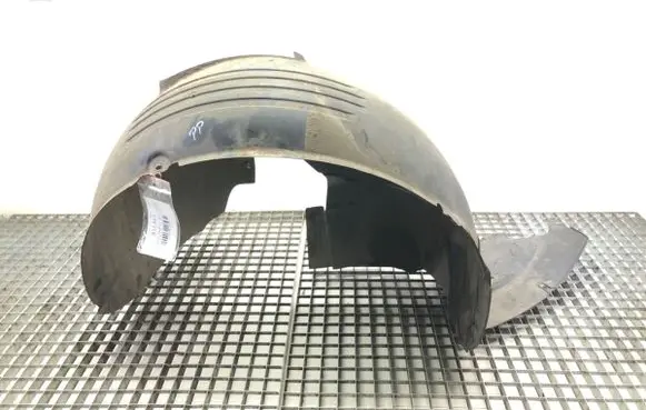 Volkswagen PASSAT CC Front wheel arch liner splash guards 