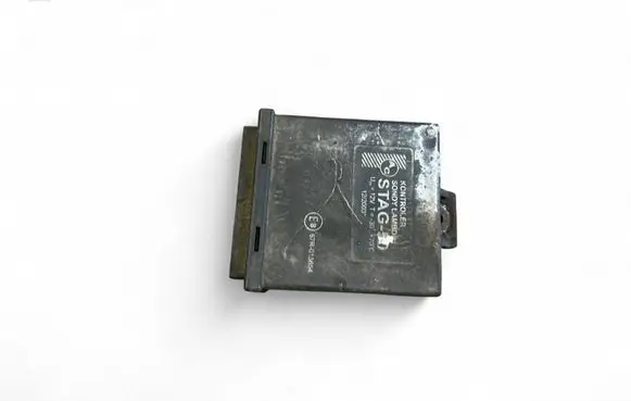 BMW 7 E32 LP gas control unit module 67R013654
