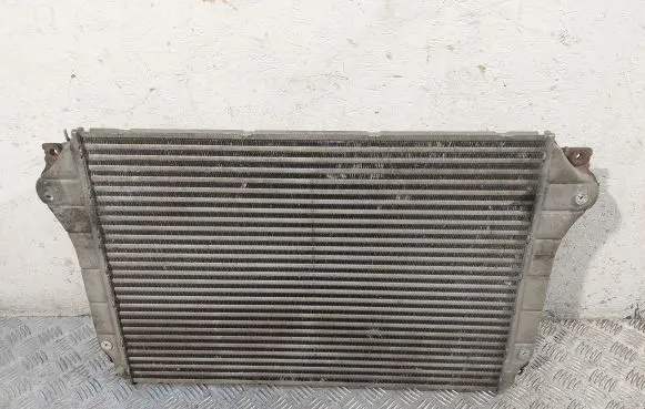 Toyota Avensis T250 Intercooler radiator JD1271002220 179400R010