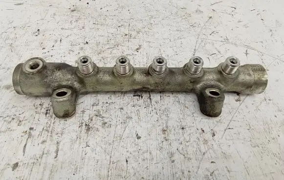 Mazda 3 III Fuel main line pipe DA5020 02S26000