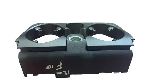 Cup holder front