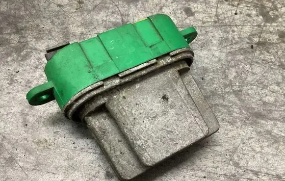 Renault Espace - Grand espace IV Heater blower motor/fan resistor 52492365