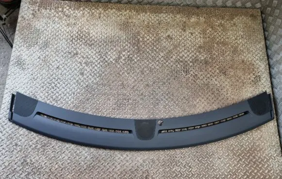 Dodge Charger Dashboard air vent grill cover trim L0198833AG 1JQ67DX9AK