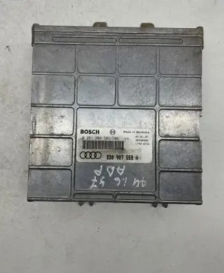 Audi A4 S4 B5 8D Engine control unit/module 8D0907558A 26SA0000 0261204503