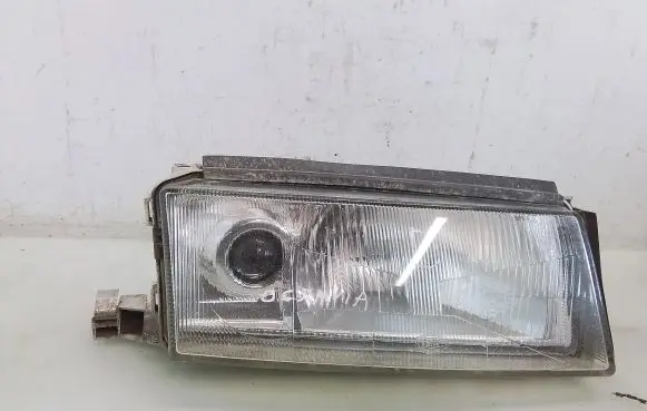 Skoda Octavia Mk1 (1U) Headlight/headlamp