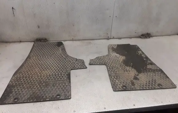 Volkswagen Transporter - Caravelle T5 Car floor mat set 