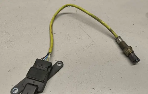 Mercedes-Benz Vito Viano W447 Lambda probe sensor A0009059813