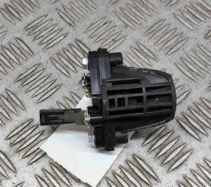 Peugeot 108 Tailgate/boot open switch button 1612194580 1612475480