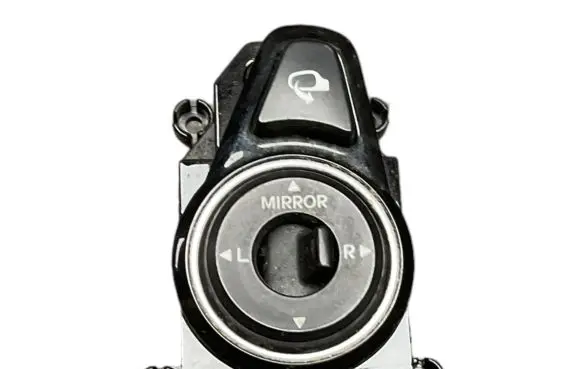 Hyundai i40 Wing mirror switch 39R4801280