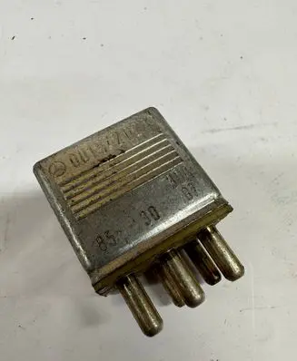 Mercedes-Benz E W124 Other relay 0015420219