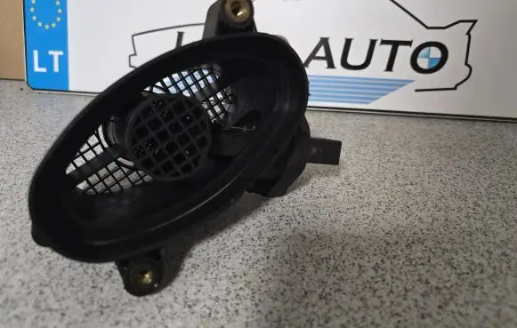 BMW 5 E39 Mass air flow meter 0928400527