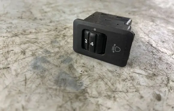 Mitsubishi Pajero Sport I Headlight level height control switch