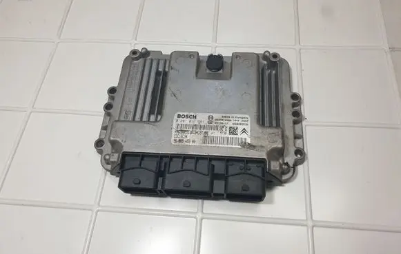 Citroen C5 Engine control unit/module 9653958980 0281011561