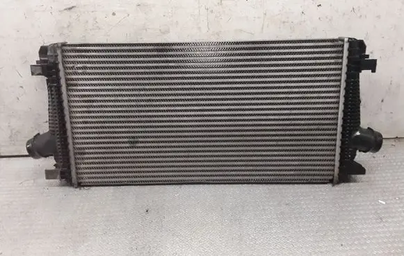 Opel Astra J Intercooler radiator