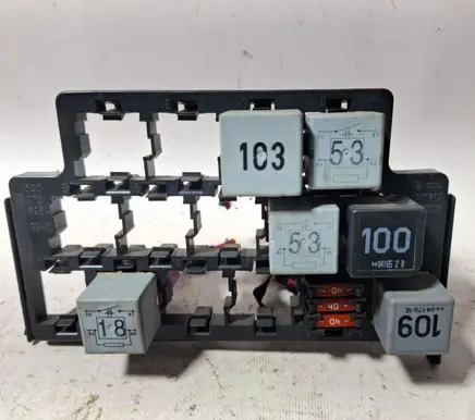 Volkswagen Polo Fuse box set 6Q0972595A 595A