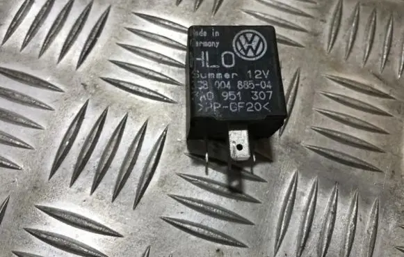 Volkswagen Golf III Other relay 3a0951307