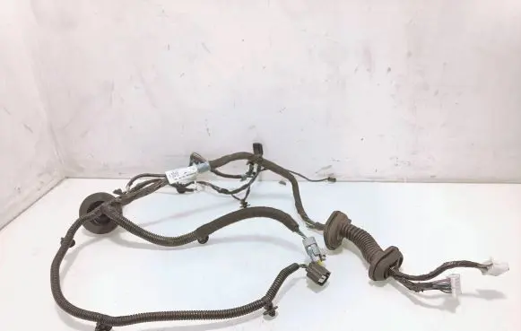 Tesla Model S Rear door wiring loom 100442500M 1504000178